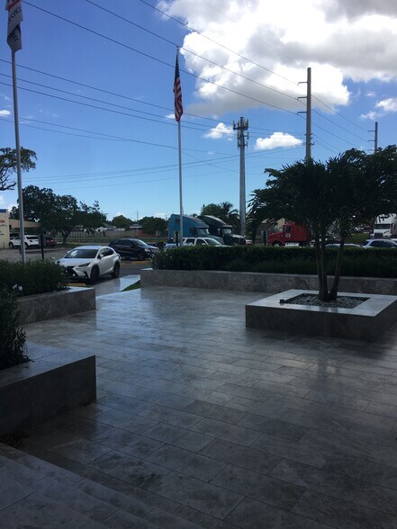 More Photos Of 10700 NW 36th Ave, Miami Warehouse For Lease