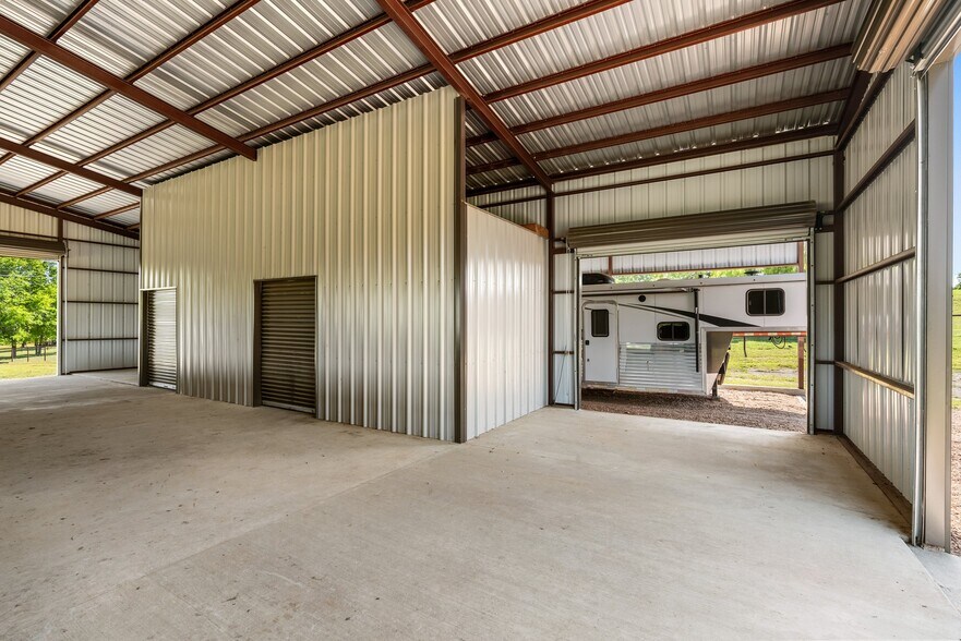 More Photos Of 2355 Jackson League Cir, Brenham Lodge Meeting Hall For Sale