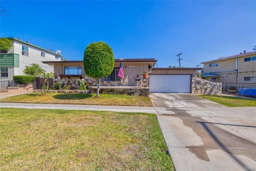 More Photos Of 2912 W Via Acosta, Montebello Apartments For Sale