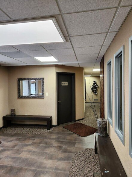 More Photos Of 1711 Westport Rd, Kansas City Office For Sale
