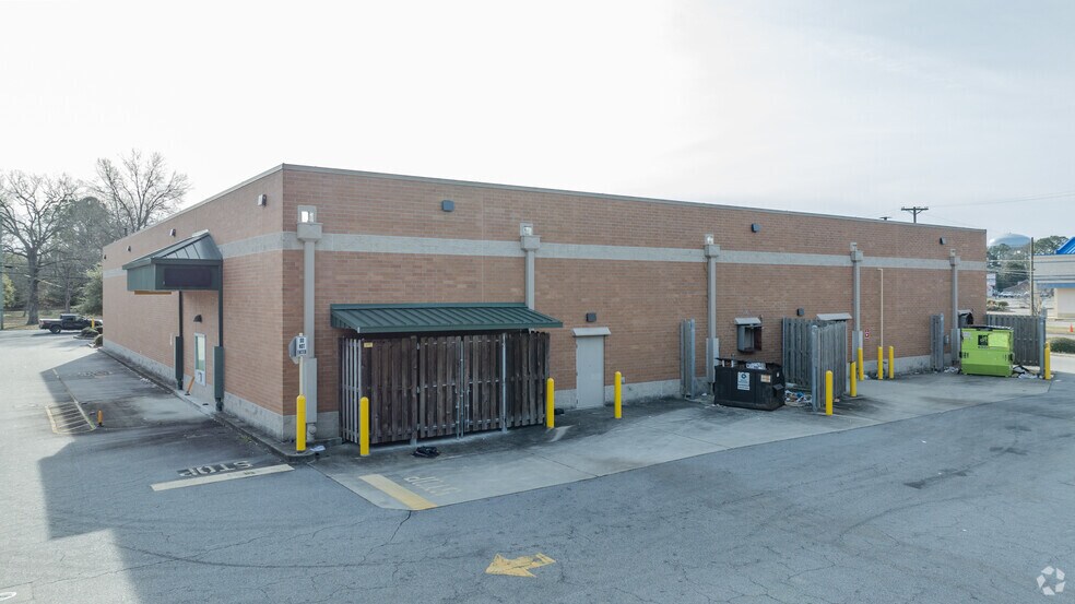 More Photos Of 766 W Raleigh Blvd, Rocky Mount Storefront Retail Office For Sale