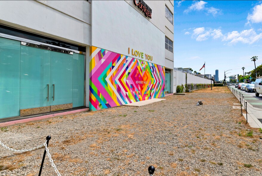 More Photos Of 499 N Canon Dr, Beverly Hills Office Residential For Lease