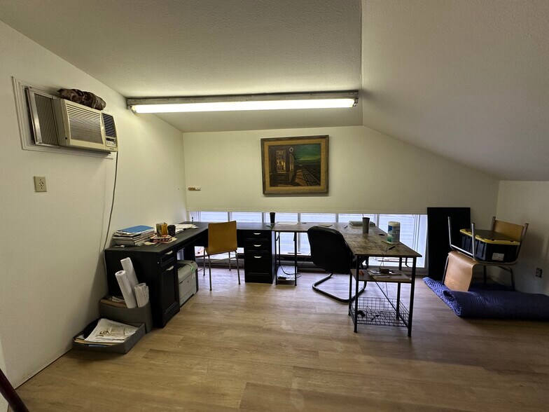 More Photos Of 1015 N Division St, Spokane Auto Repair For Lease