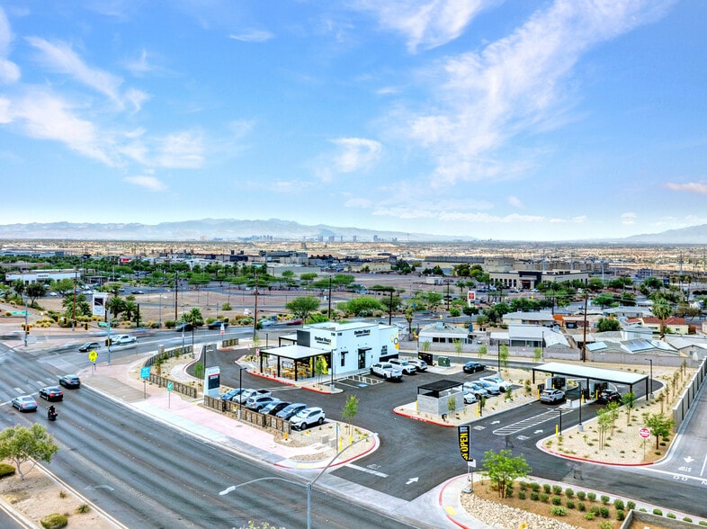More Photos Of NEC E Lake Mead Pky and N Water St, Henderson Fast Food For Sale