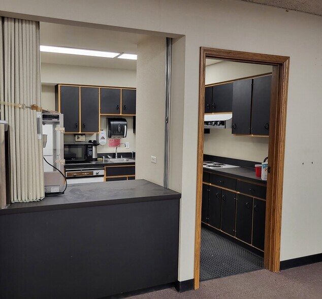More Photos Of 200 W College Ave, Appleton Office For Sale