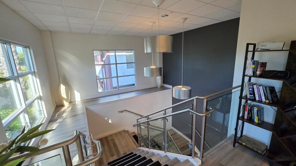 More Photos Of 900 E Campbell Ave, Campbell Office For Lease