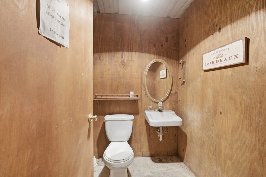 More Photos Of 10465 Elizas Rd, Saint George Horse Stables For Sale