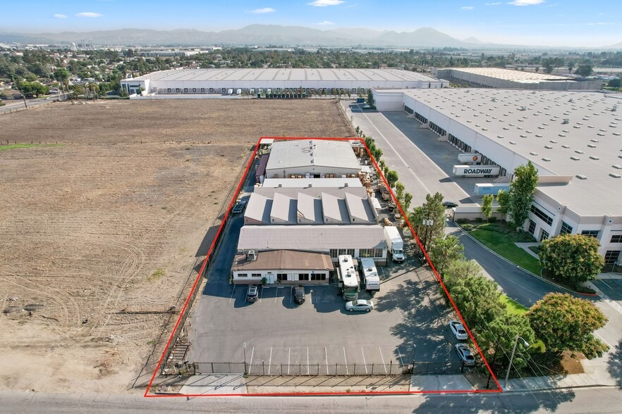 More Photos Of 1087 E 9th St, San Bernardino Warehouse For Lease