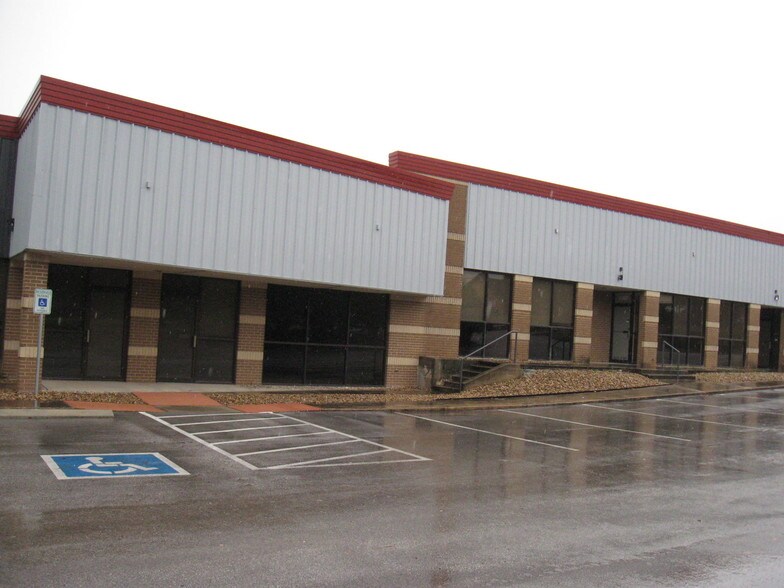More Photos Of 1515 Dungan Ln, Austin Warehouse For Sale