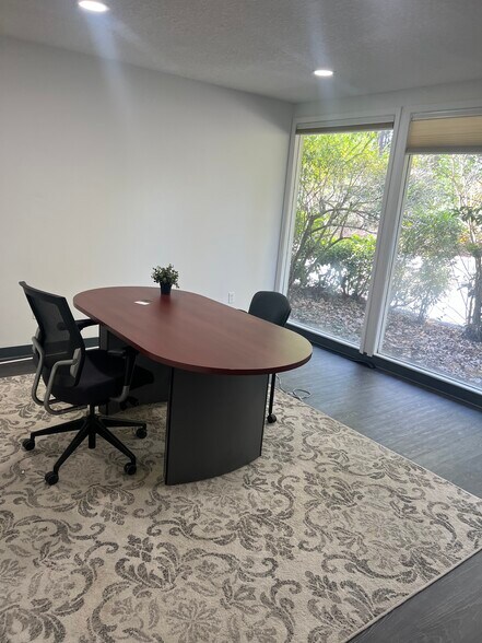 More Photos Of 1406 Kingsley Ave, Orange Park Medical For Lease