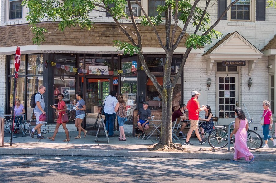 More Photos Of 14 Park Ave, Swarthmore Storefront Retail Residential For Lease