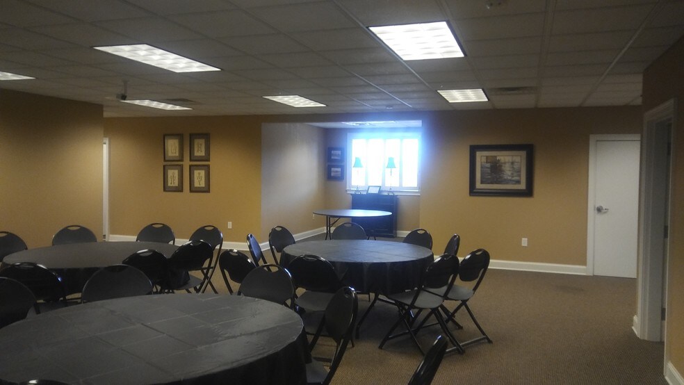 More Photos Of 1252 Virgil Langford Rd, Bogart Bank For Lease