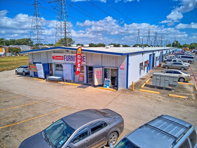 More Photos Of 11450 Bissonnet St, Houston Warehouse For Lease