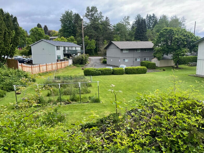 More Photos Of 1410-1420 SW Bertha Blvd, Portland Apartments For Sale