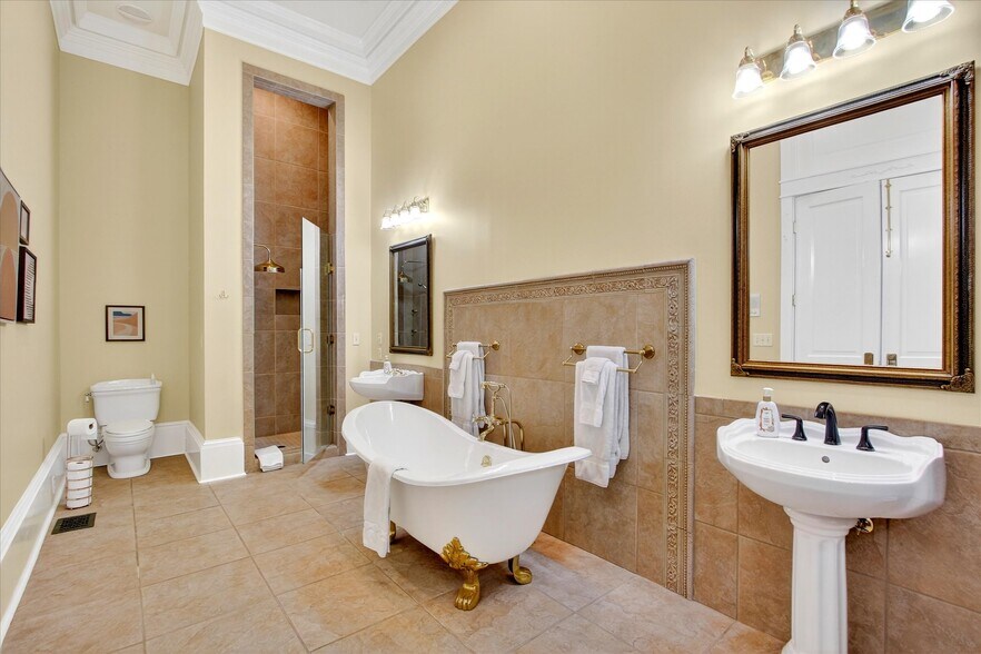 More Photos Of 1611 Glenn Swetman St, Biloxi Specialty For Sale