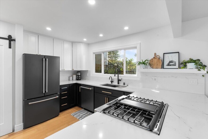 More Photos Of 1337 Creekside Ct, Healdsburg Multifamily For Sale