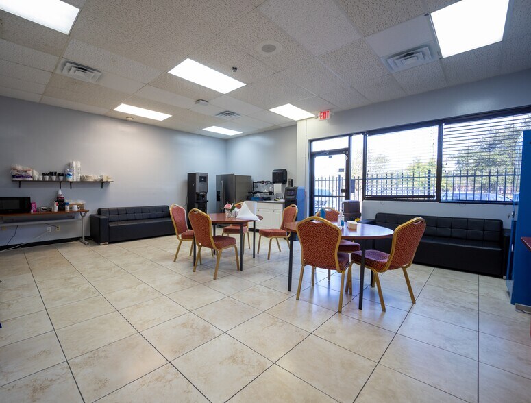 More Photos Of 5435 S Braeswood Blvd, Houston Specialty For Sale