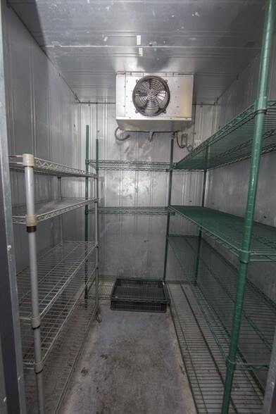 More Photos Of 1145 Easton Rd, Abington Bar For Sale