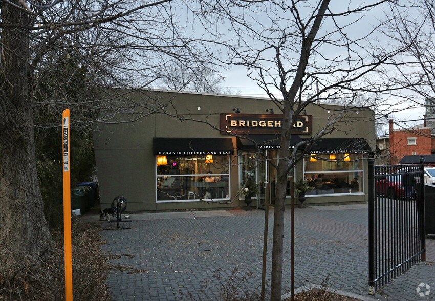 More Photos Of 131 Beechwood Ave, Ottawa Freestanding For Sale