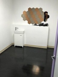 More Photos Of 909 Midland Ave, Yonkers Medical For Lease