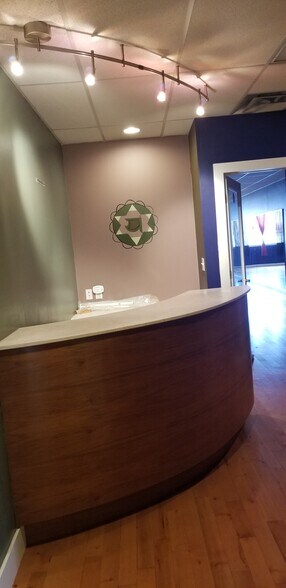 More Photos Of 261-263 Broad Ave, Palisades Park Storefront Retail Office For Lease