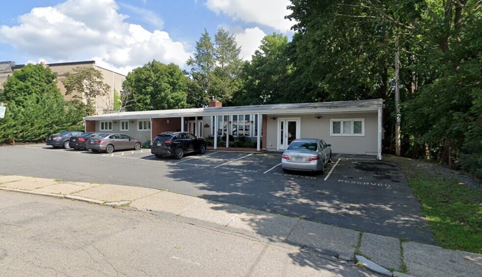 More Photos Of 8 Hayward St, Attleboro Office For Sale