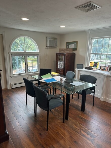More Photos Of 9-13 Whiting St, Hingham Office For Lease