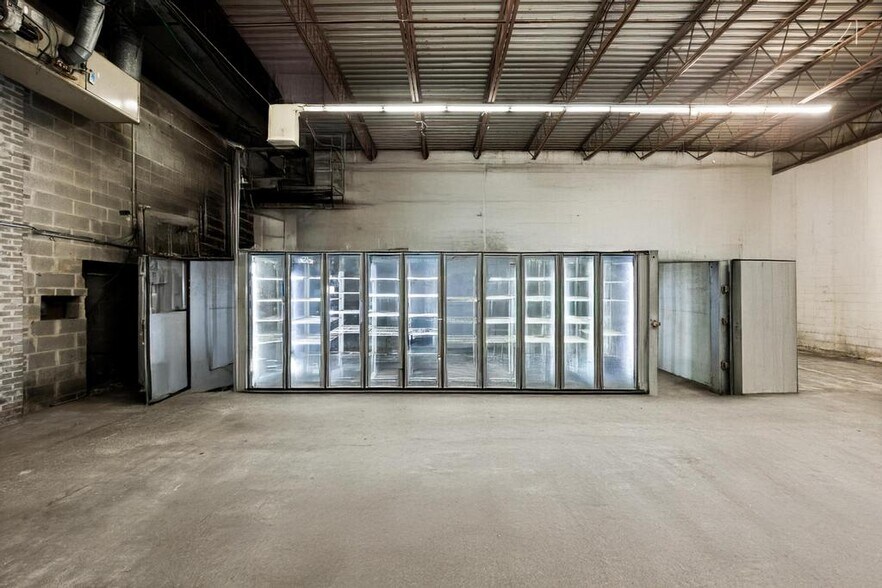 More Photos Of 308 Larkfield Rd, East Northport General Retail For Sale