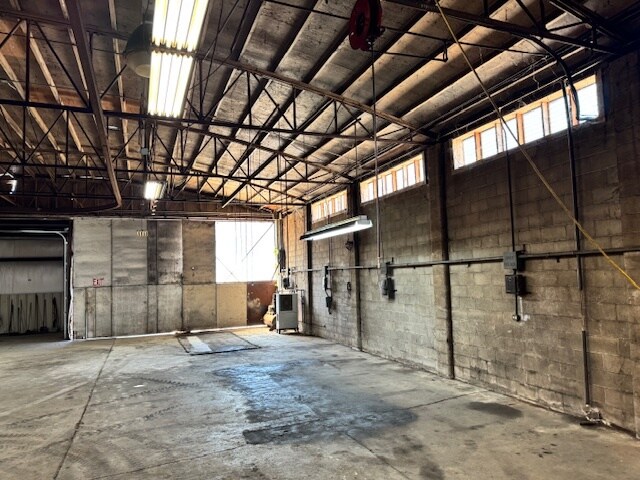 More Photos Of 637 State Rd, Cheraw Manufacturing For Sale