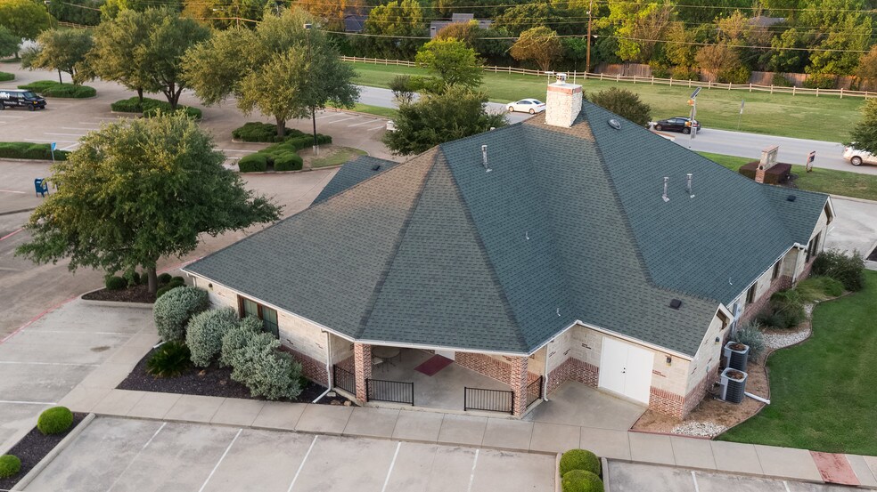 More Photos Of 1105 Cheek Sparger Rd, Colleyville Office For Sale