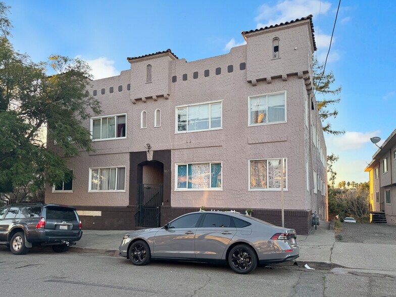 Primary Photo Of 3027 Capp St, Oakland Apartments For Sale