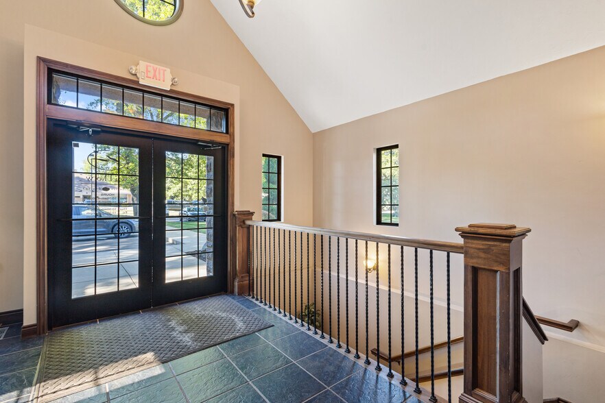 More Photos Of 440 W Centre Ave, Portage Office For Sale