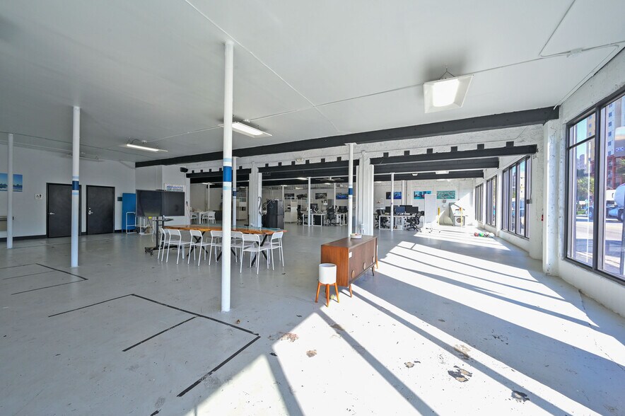 More Photos Of 101-103 NE 79th St, Miami Loft Creative Space For Sale