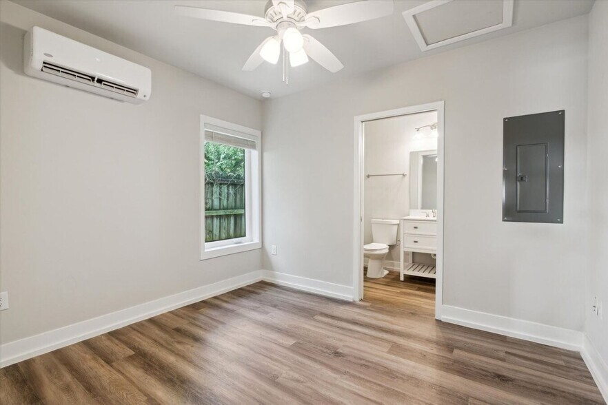 More Photos Of 112 NW 9th St, Gainesville Multifamily For Sale