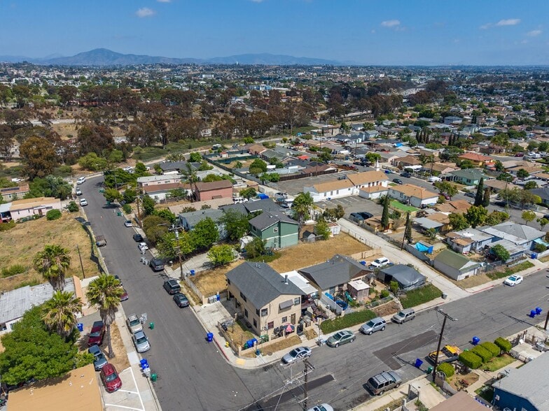 More Photos Of 4103-5 C Street, San Diego Apartments For Sale