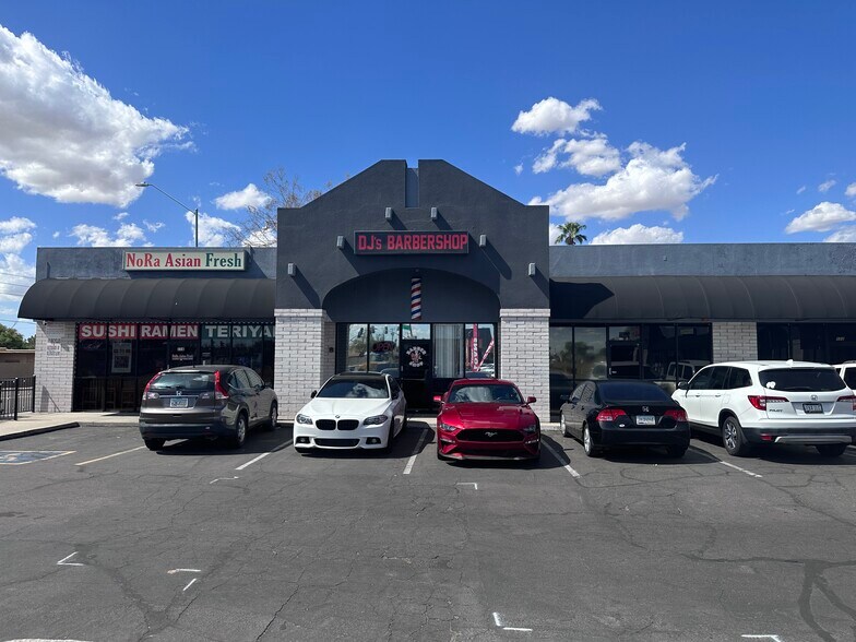 More Photos Of 8520 W Peoria Ave, Peoria Storefront For Lease