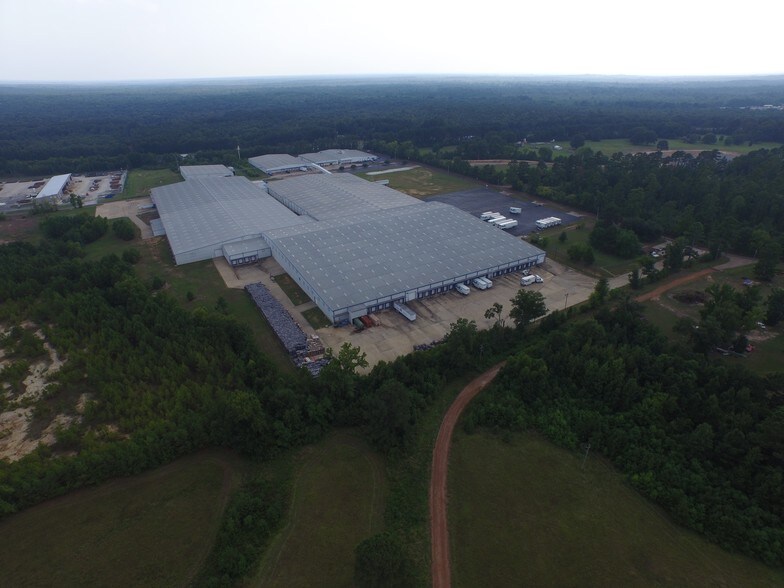 More Photos Of 2938 Brown Rd, Marshall Warehouse For Sale