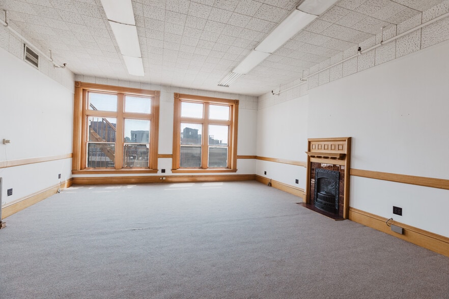 More Photos Of 74 Hammond St, Bangor Medical For Sale