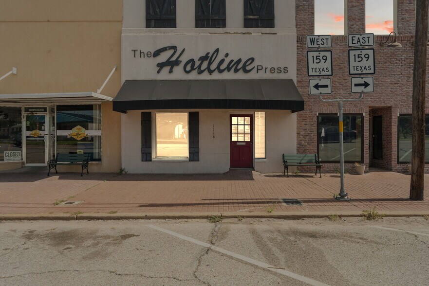 More Photos Of 1116 Austin St, Hempstead Storefront Retail Office For Sale