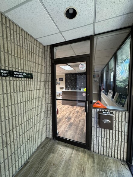 Primary Photo Of 3060 Mercer University Dr, Atlanta Medical For Sale
