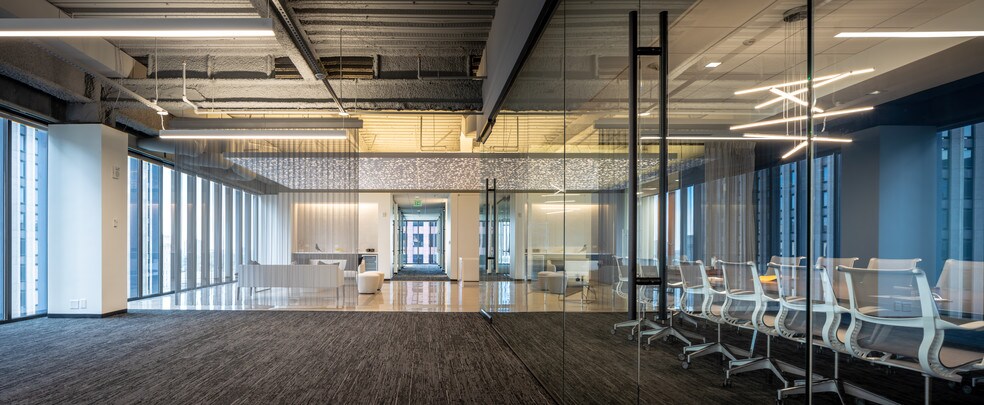 More Photos Of 711 Louisiana St, Houston Office For Lease