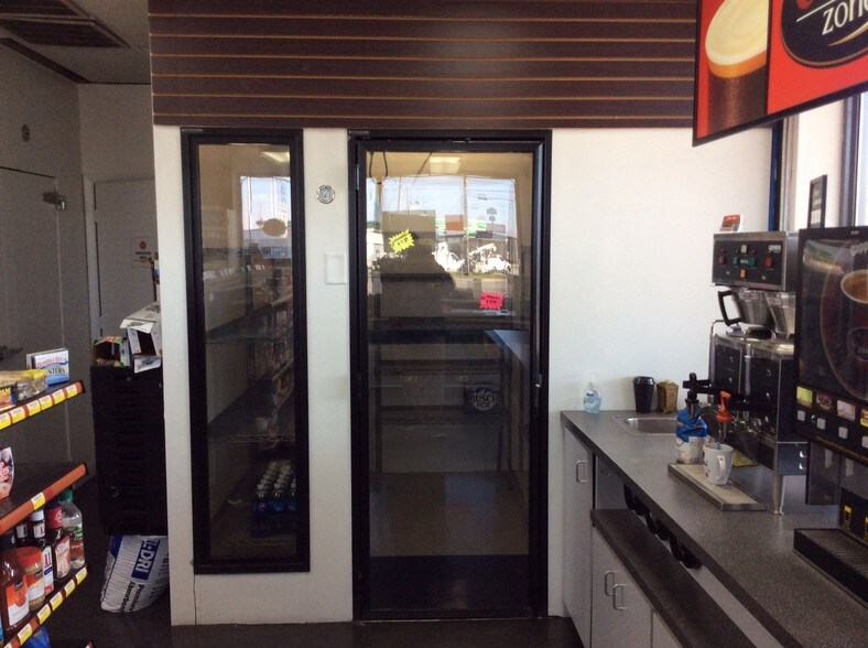 More Photos Of 2760 N Roberts Ave, Lumberton Convenience Store For Sale
