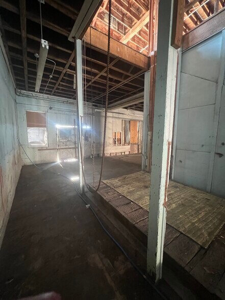 More Photos Of 3 & 5 2nd St, Temple Storefront Retail Office For Lease