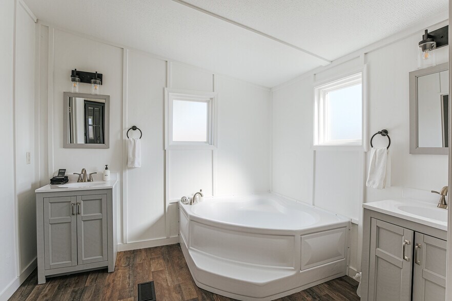 More Photos Of 7847 Rockfish Valley Hwy, Afton Hotel For Sale