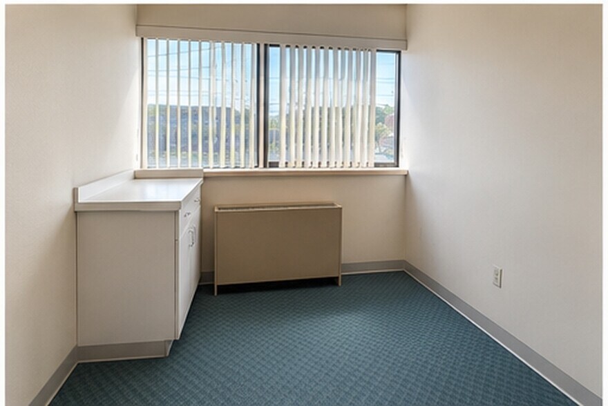 More Photos Of 1410 Highland Ave, Needham Office For Lease