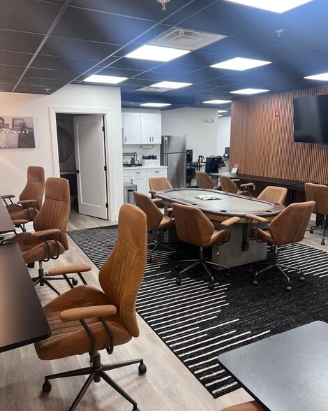 More Photos Of 160-164 N 2nd St, Philadelphia Apartments For Lease