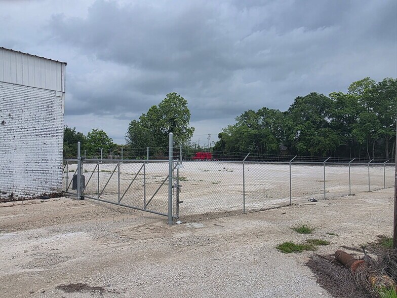 More Photos Of 543 S Craft Hwy, Mobile Warehouse For Lease