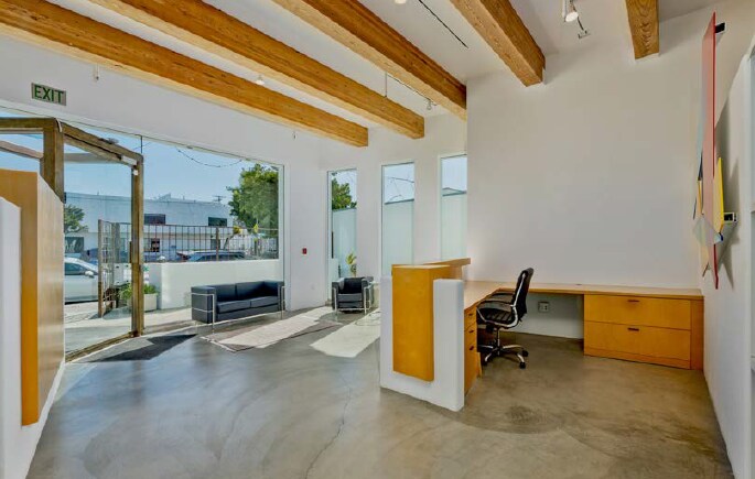 More Photos Of 2224 Main St, Santa Monica Office Residential For Sale