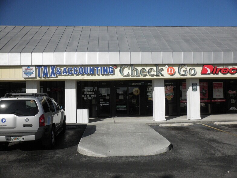 More Photos Of 5852-5872 14th St W, Bradenton Unknown For Lease