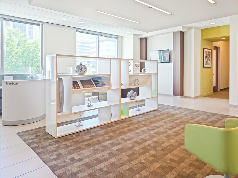 More Photos Of 1320 Main St, Columbia Coworking Space